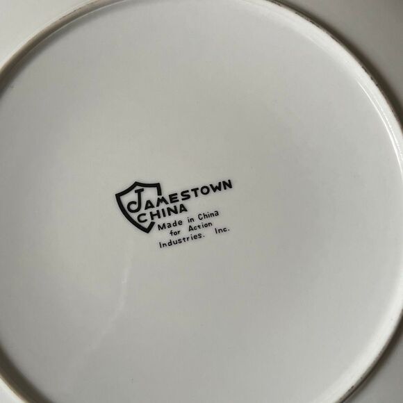 Jamestown china Set of 6 Christmas tree 10.5 inch dinner plates gold trim - Picture 5 of 5